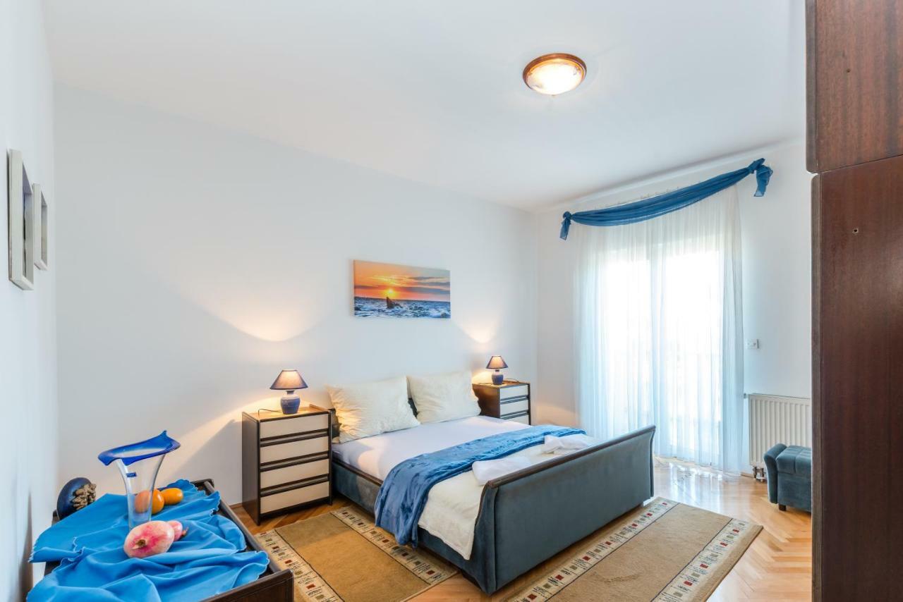 Apartments Victoria ザダル エクステリア 写真