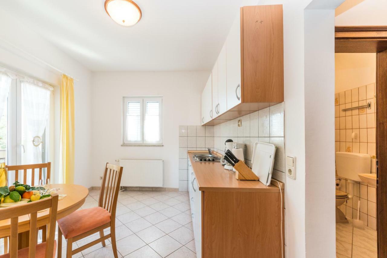 Apartments Victoria ザダル エクステリア 写真